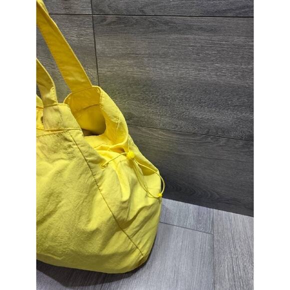 lululemon side-cinch shopper bag dupe Athletica Lululemon 18L (Black) Amazon Bag Dupes : r/lululemon